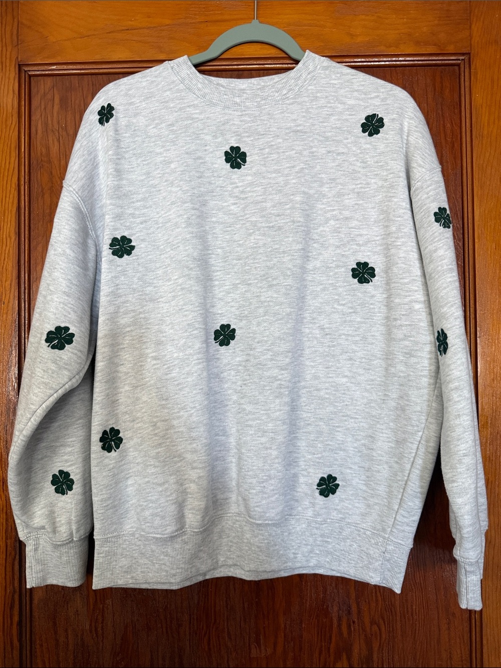 Light Gray Crewneck Sweater with Dark Green Clover Embroidery